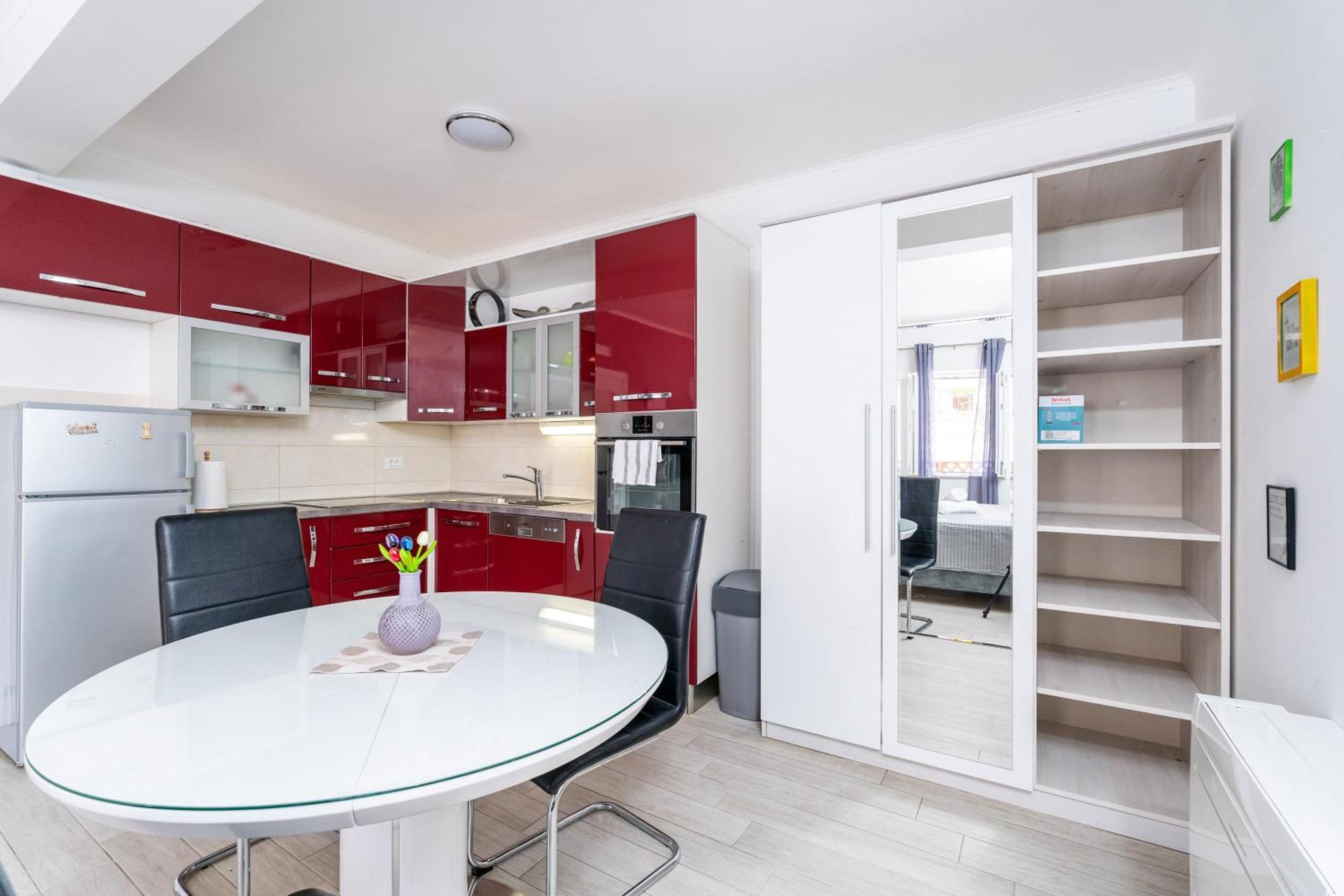 Feather Studio Apartment - Free Private Parking - Self Check-In ดูบรอฟนิก ภายนอก รูปภาพ