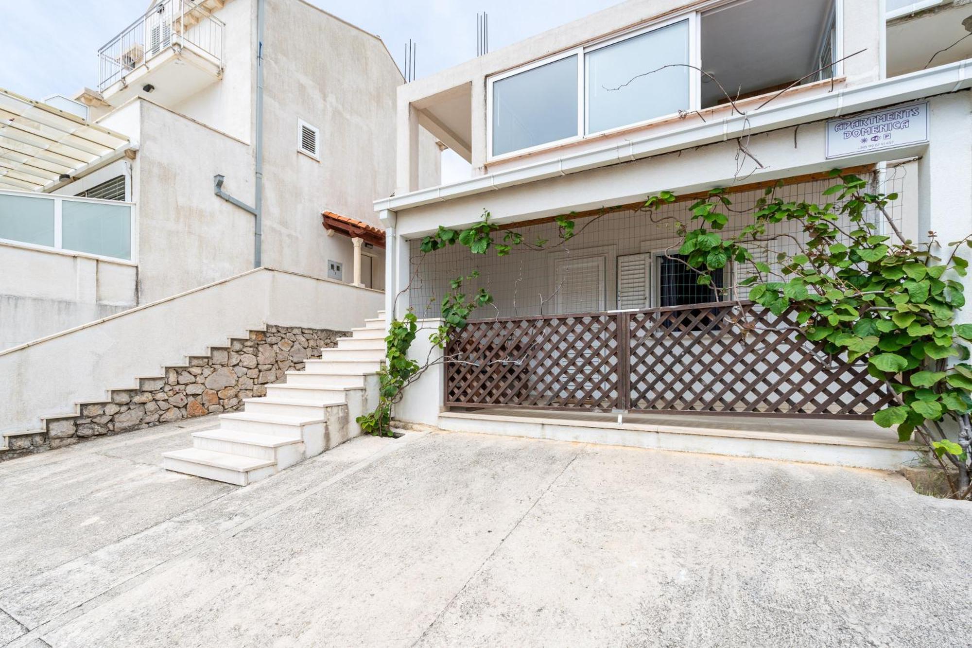 Feather Studio Apartment - Free Private Parking - Self Check-In ดูบรอฟนิก ภายนอก รูปภาพ